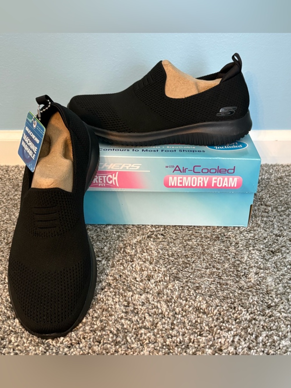 Skechers Ultra Flex, Harmonious, SN13106, Black, Woman’s Slip On, New in Box. - Picture 2 of 5